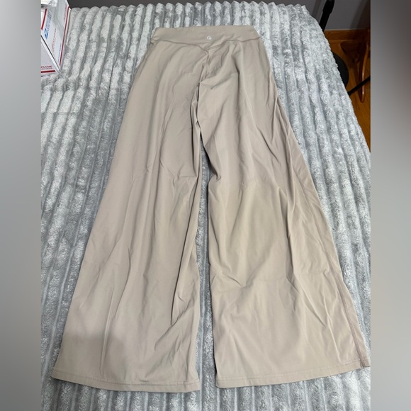 OGG Wide Leg Leggings - Picture 2 of 4